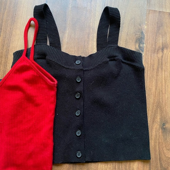 Three Brandy Melville tanks - Picture 2 of 4